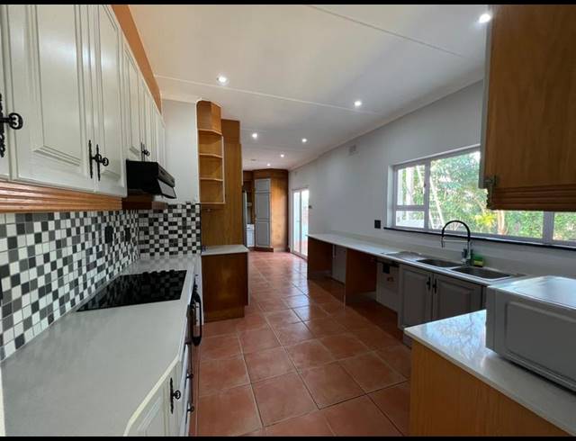 4 BEDROOM PROPERTY TO RENT IN LA LUCIA